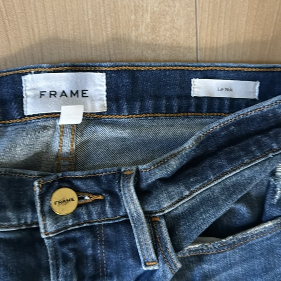 Frame “Le Nik” distressed jeans 27 - Picture 2 of 10